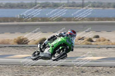 media/Dec-05-2025-CVMA Friday Practice (Fri) [[303bad9a84]]/4-Racer 4-Trackday 1/Session 2 (Turn 14)/